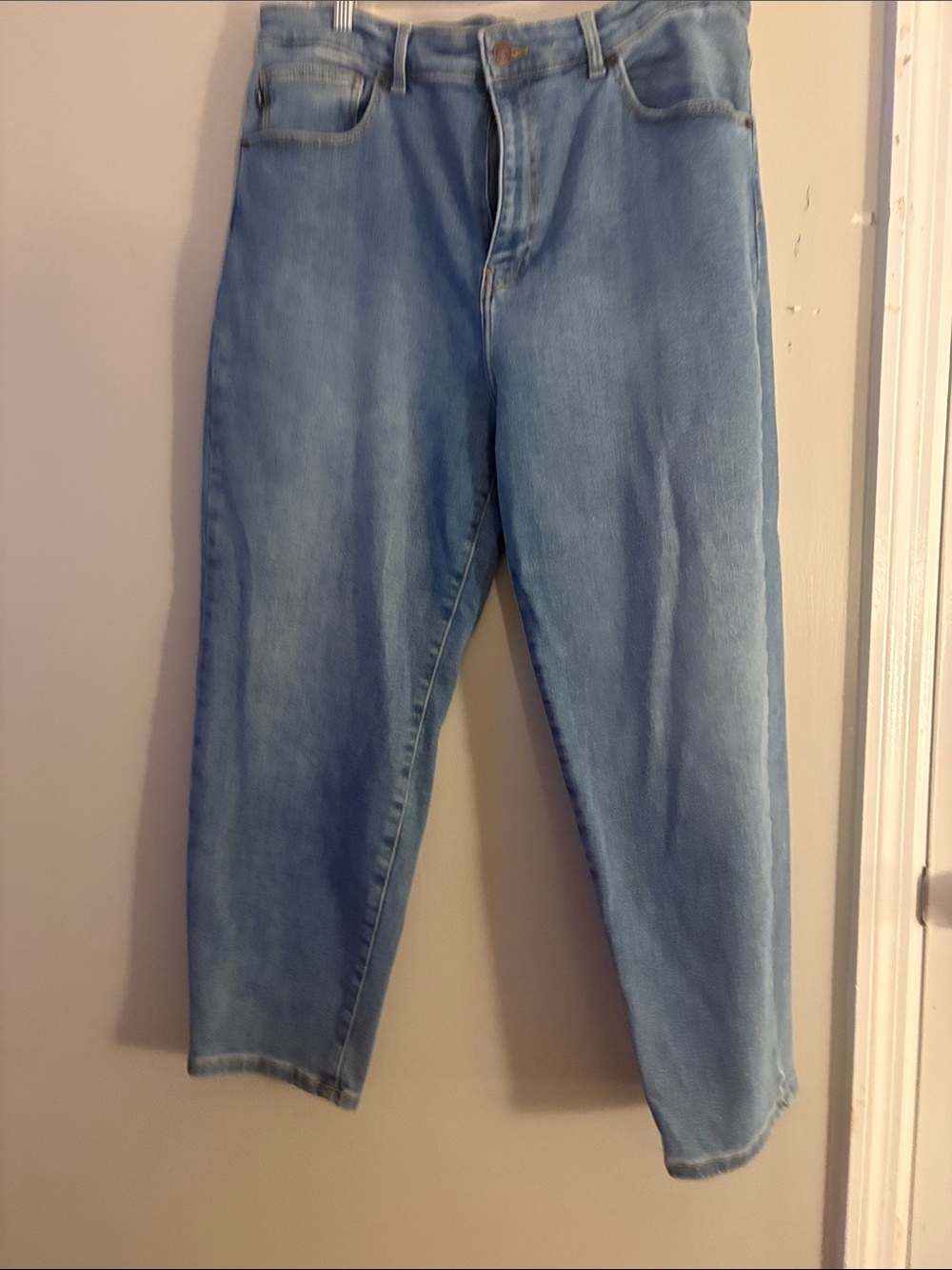 Parker Light Blue Straight-Leg Women’s Jeans
